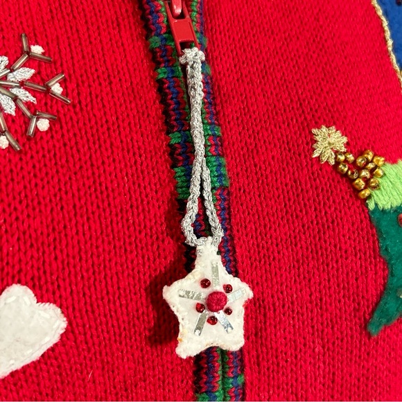 Tierra International Christmas Sweater - Picture 4 of 8